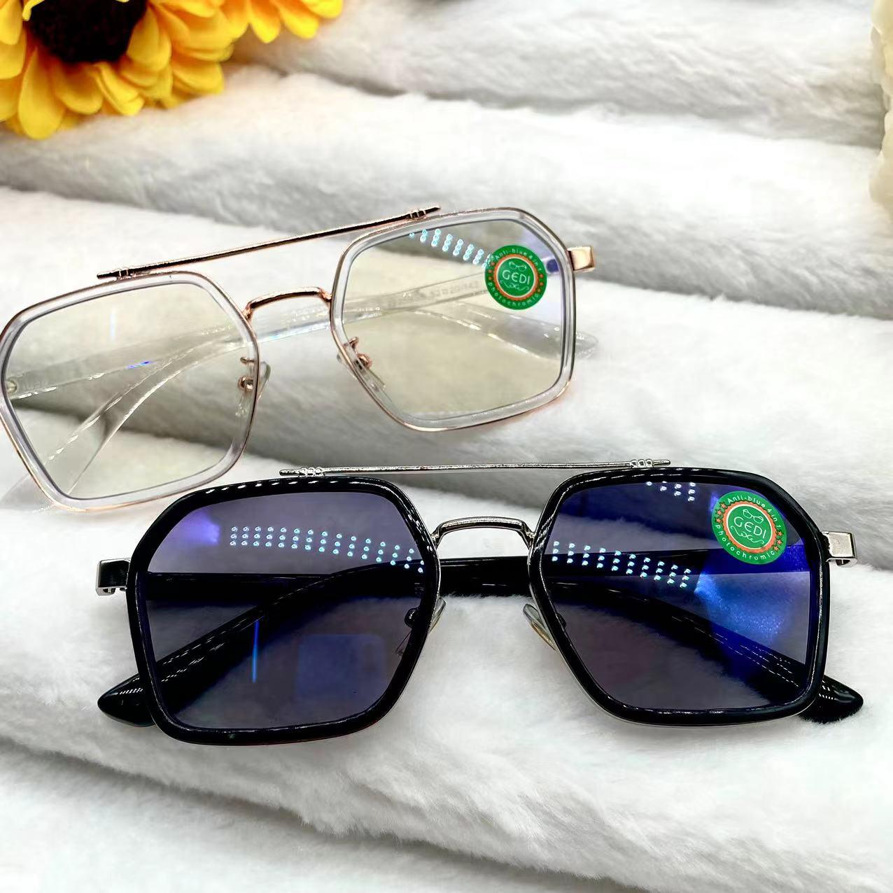 แว่นตาปรับแสงแฟชั่น สายตาปกติ รุ่น 2225Auto ออกแดดเปลี่ยนสีได้กรองแสงสีฟ้า Photochromic blue filter