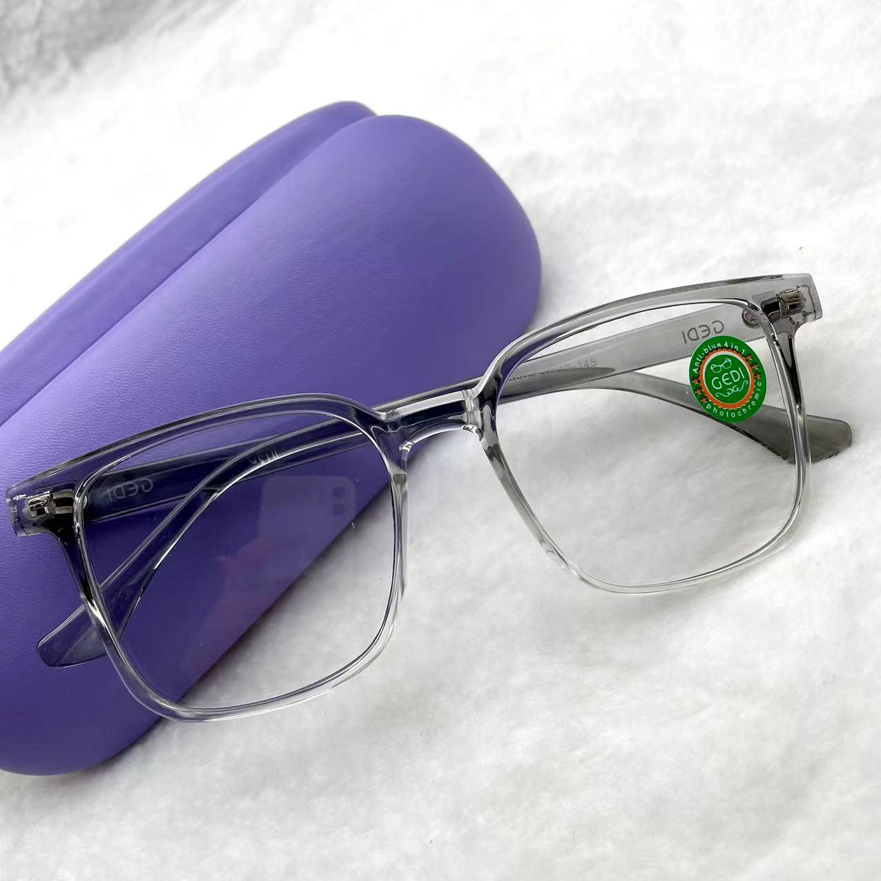 แว่นตาปรับแสงออโต้ รุ่น 2518Auto ทรงเหลี่ยมงานเข้าใหม่สีสวยใส่สวยมาก Photochromic blue filter เลนส์เปลี่ยนสีได้เมื่อออกแดด กรอบพลาสติก มีให้เลือก5สี ไม่รวมอุปกรณ์