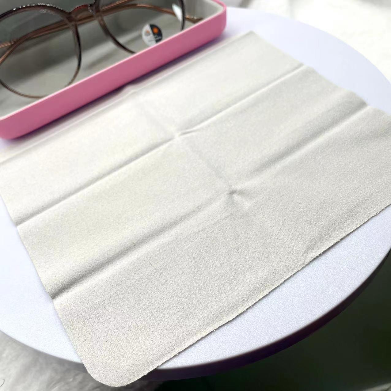 ผ้าเช็ดเลนส์ BU1518 ผ้าเช็ดแว่น 1ผืน ขนาด 15*18 ผ้าเนื้อดี มี 2 สีให้เลือก