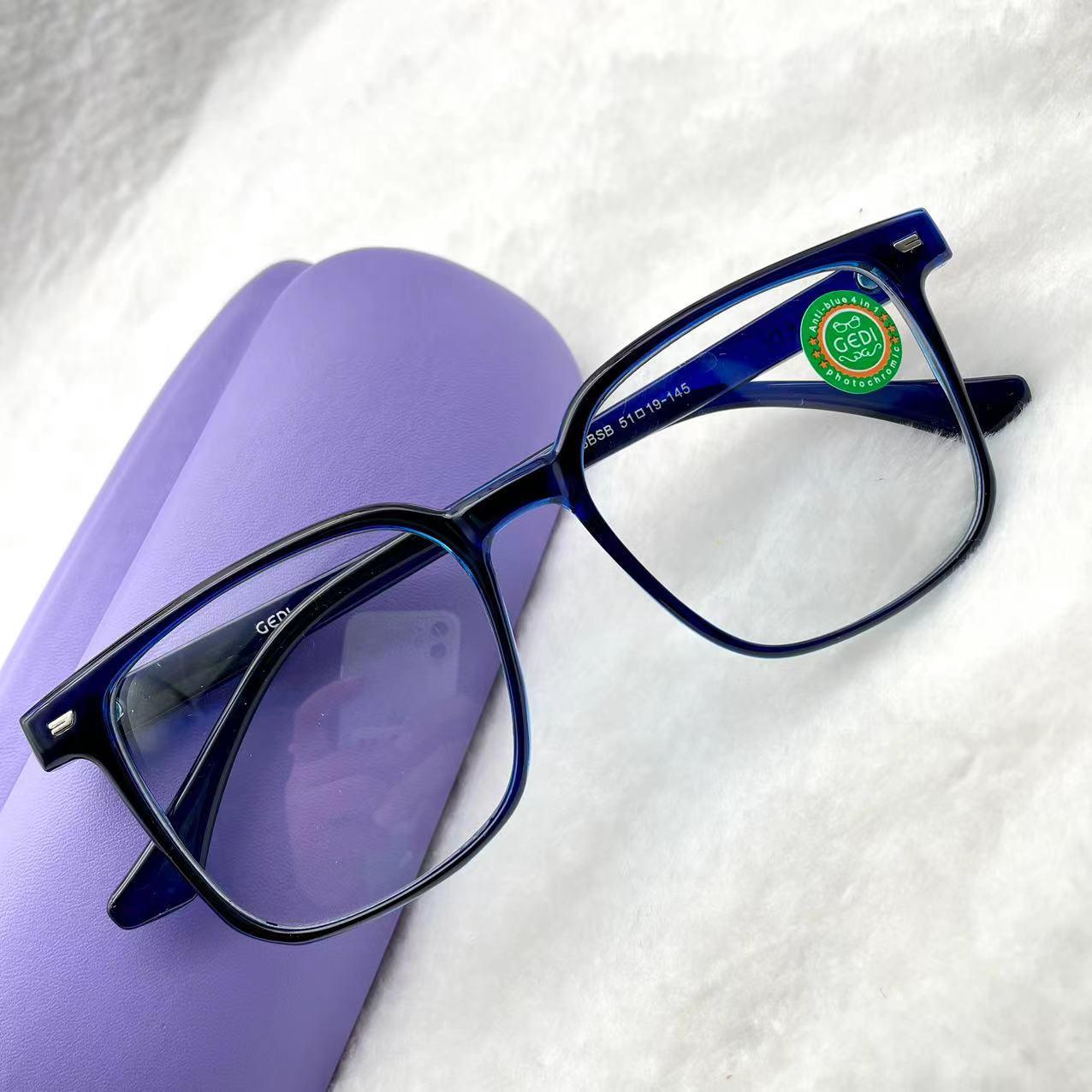 แว่นตาปรับแสงออโต้ รุ่น 2518Auto ทรงเหลี่ยมงานเข้าใหม่สีสวยใส่สวยมาก Photochromic blue filter เลนส์เปลี่ยนสีได้เมื่อออกแดด กรอบพลาสติก มีให้เลือก5สี ไม่รวมอุปกรณ์