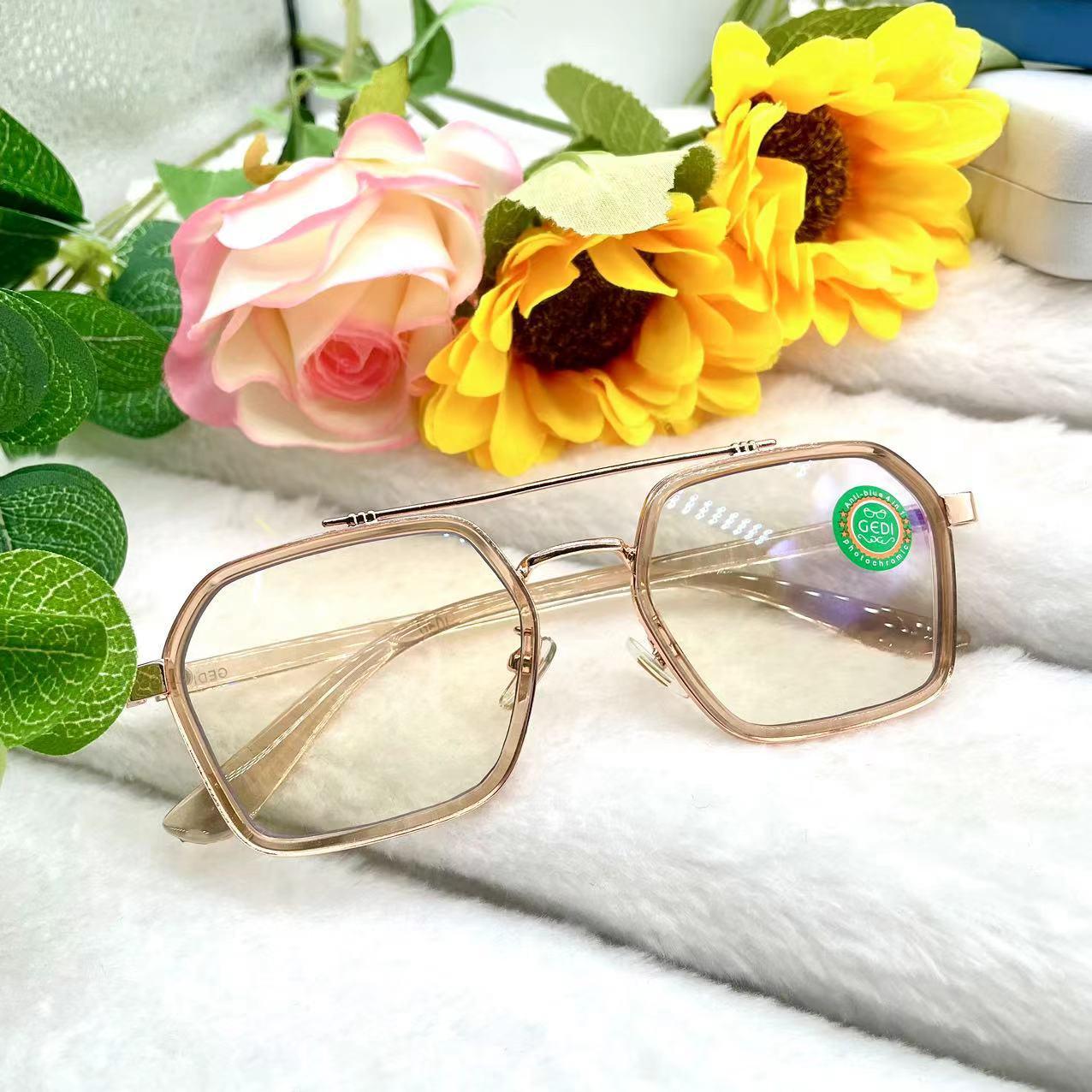 แว่นตาปรับแสงแฟชั่น สายตาปกติ รุ่น 2225Auto ออกแดดเปลี่ยนสีได้กรองแสงสีฟ้า Photochromic blue filter