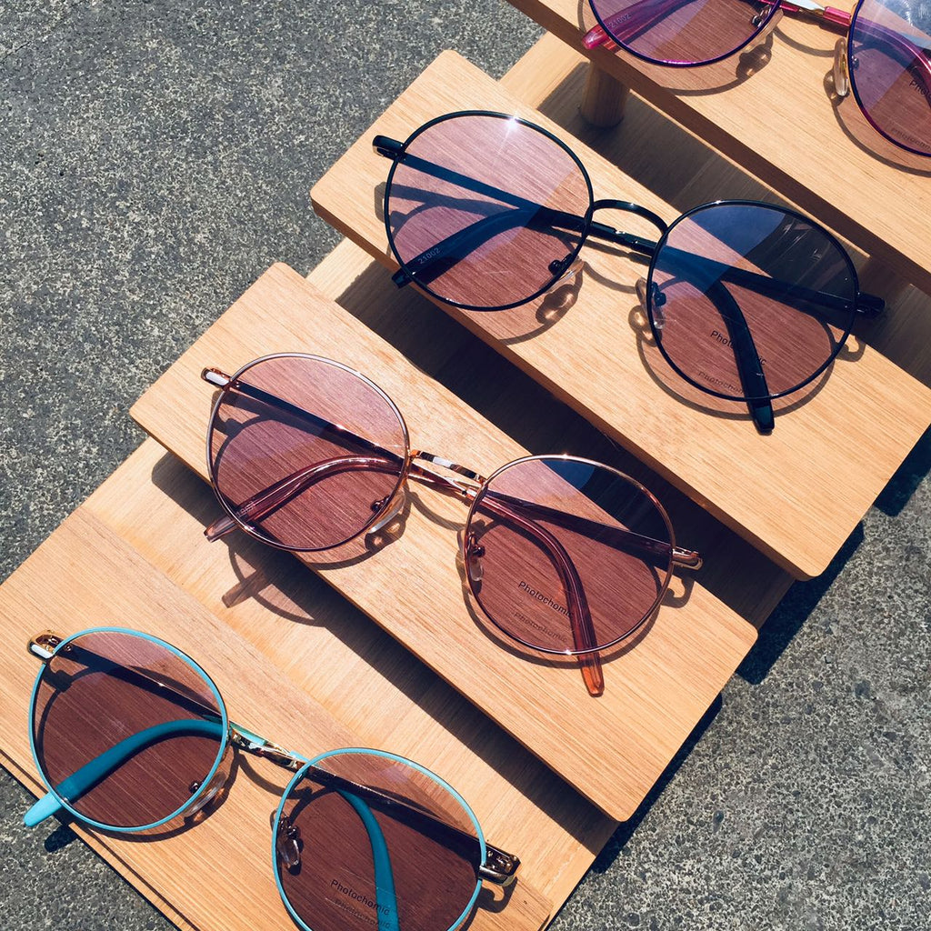 แว่นตาปรับแสง Photochromic blue filter เลนส์เปลี่ยนสีได้เมื่อออกแดด รุ่น 21002Auto กรอบโลหะ มีให้เลือก10สี ไม่รวมอุปกรณ์