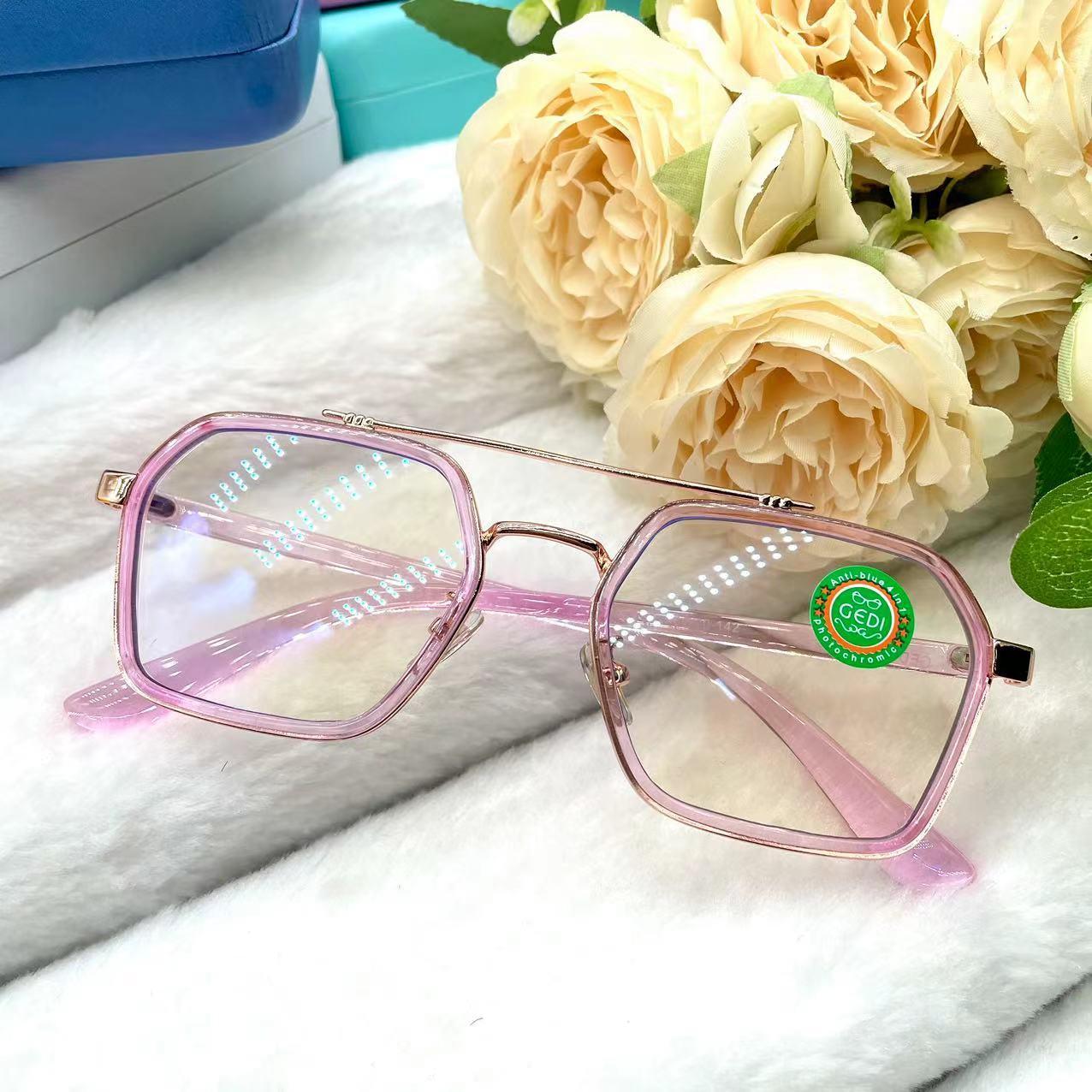 แว่นตาปรับแสงแฟชั่น สายตาปกติ รุ่น 2225Auto ออกแดดเปลี่ยนสีได้กรองแสงสีฟ้า Photochromic blue filter