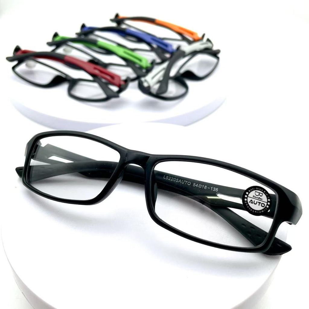 แว่นสายตาสั้นแฟชั่น รุ่น52205Auto ทำจากเลนส์พลาสติกใส น้ำหนักเบาสวมใส่สบาย ตกพื้นไม่แตก ออกแดดเปลี่ยนสีเลือกได้เลยจ้าาา