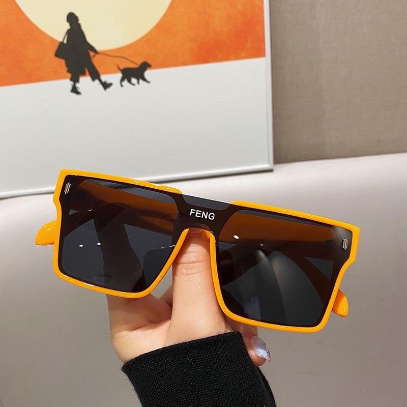 แว่นกันแดดแฟชั่น รุ่นFENG  TF5518 กรอบพลาสติก มีให้เลือก6สี ไม่รวมอุปกรณ์
