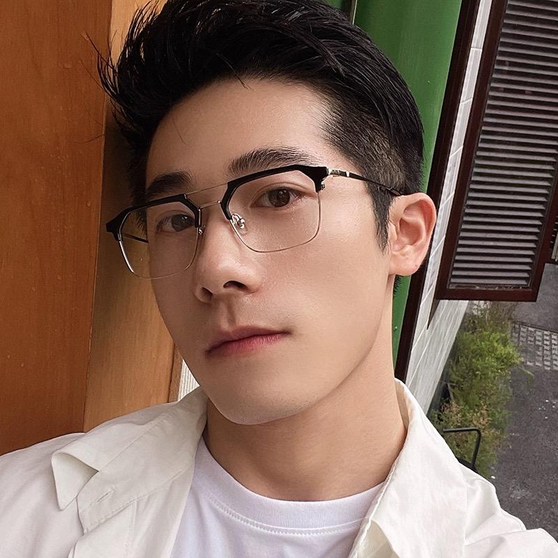 แว่นตาปรับแสงออโต้ รุ่น 2398Auto ทรงเหลี่ยมมีคานสุดเท่ใส่แล้วโดดเด่นสุดๆ Photochromic blue filter เลนส์เปลี่ยนสีได้เมื่อออกแดด กรอบโลหะ มีให้เลือก2สี ไม่รวมอุปกรณ์